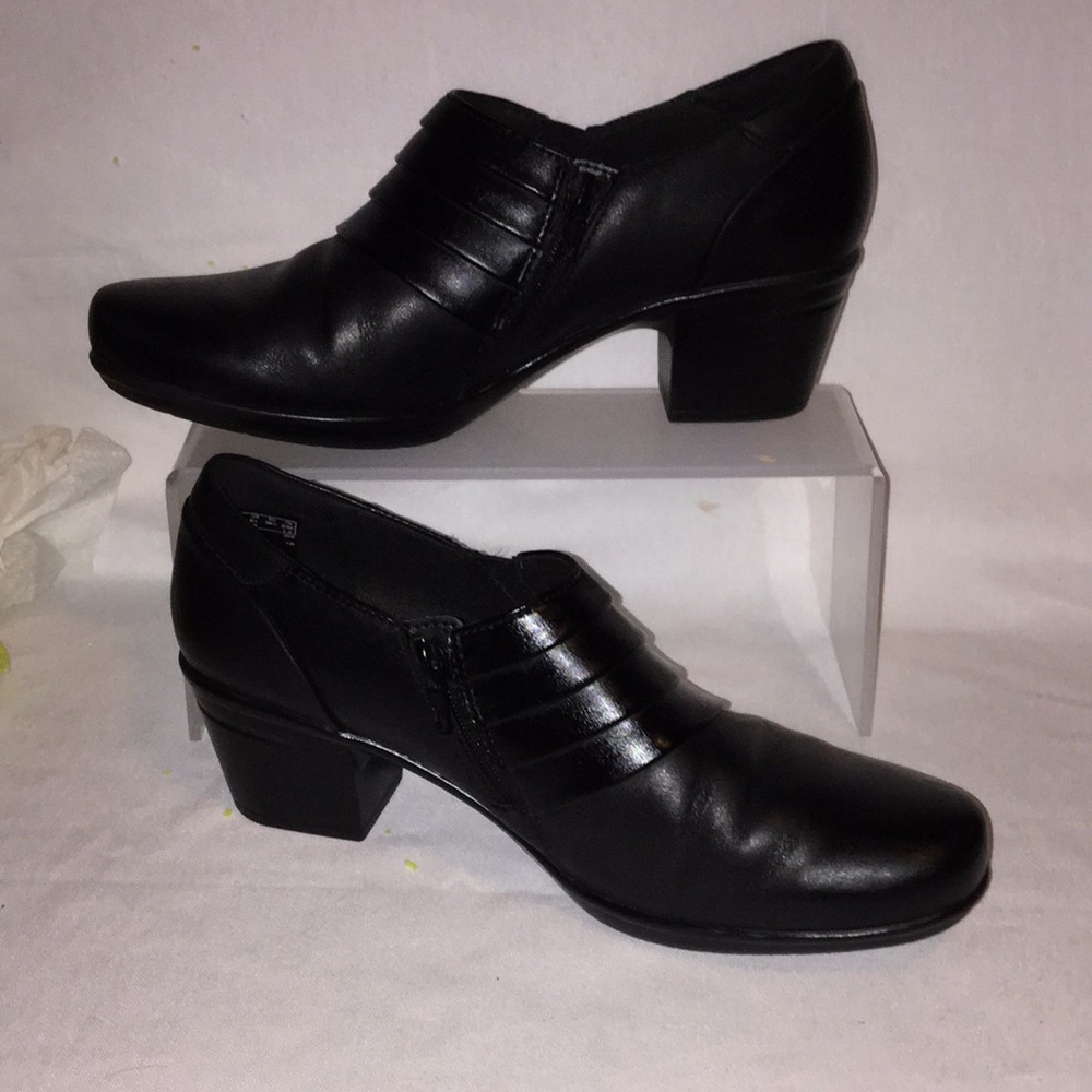 Ultimate Comfort by Clark’s 8.5 black Leather